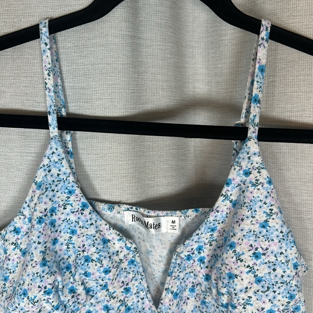ROOMMATES TANK TOP ! SIZE(M) - Picture 6 of 8